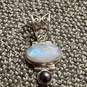 Elegant Silver and Pearl Pendant